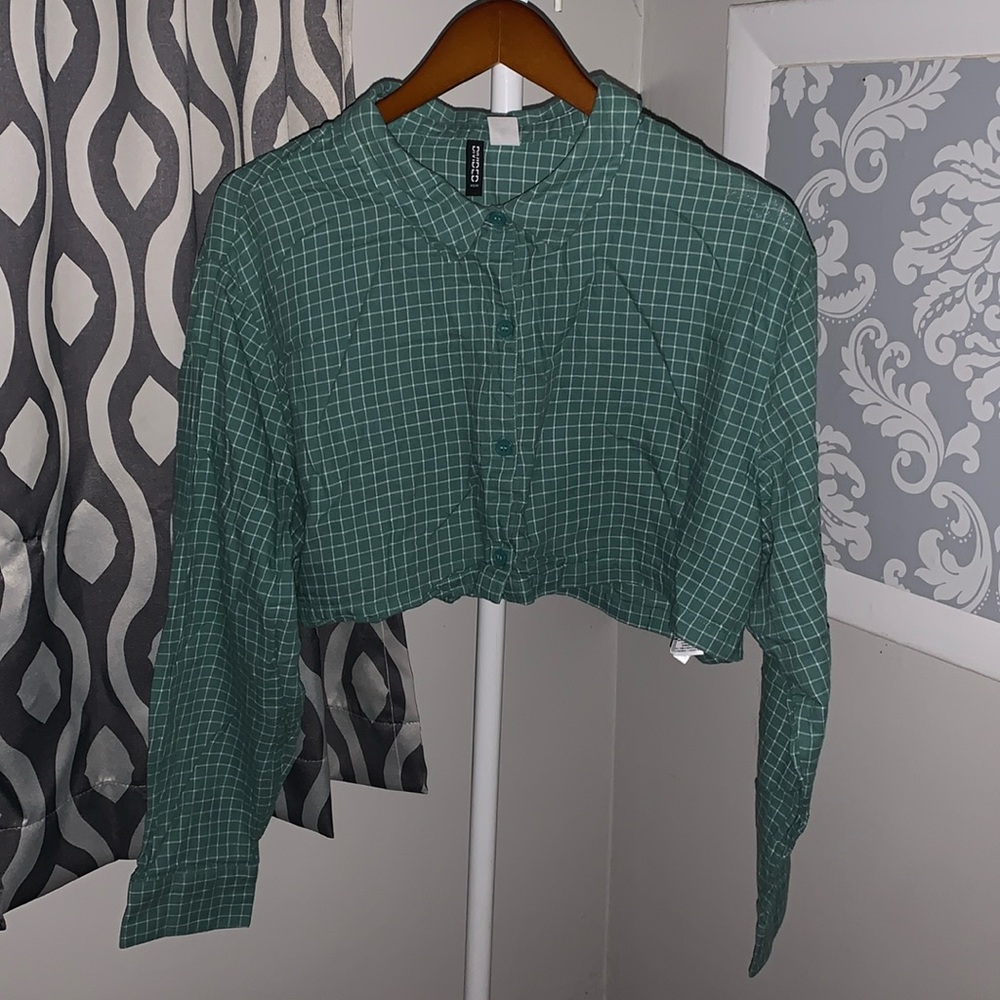 Divided Cropped Button Down Shirt XL